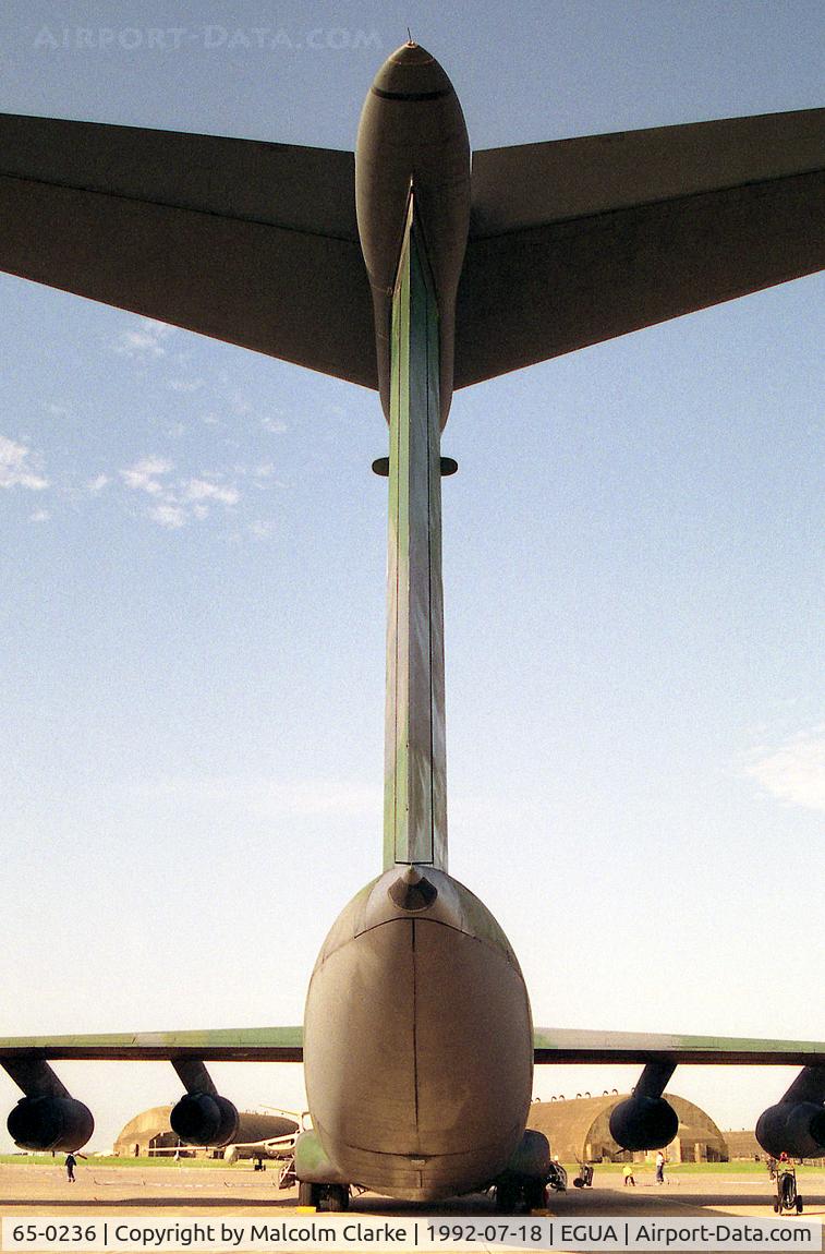 65-0236, 1965 Lockheed C-141B-LM Starlifter C/N 300-0687, Lockheed C-141B Starlifter at the USAF Open Day, RAF Upper Heyford in 1992.