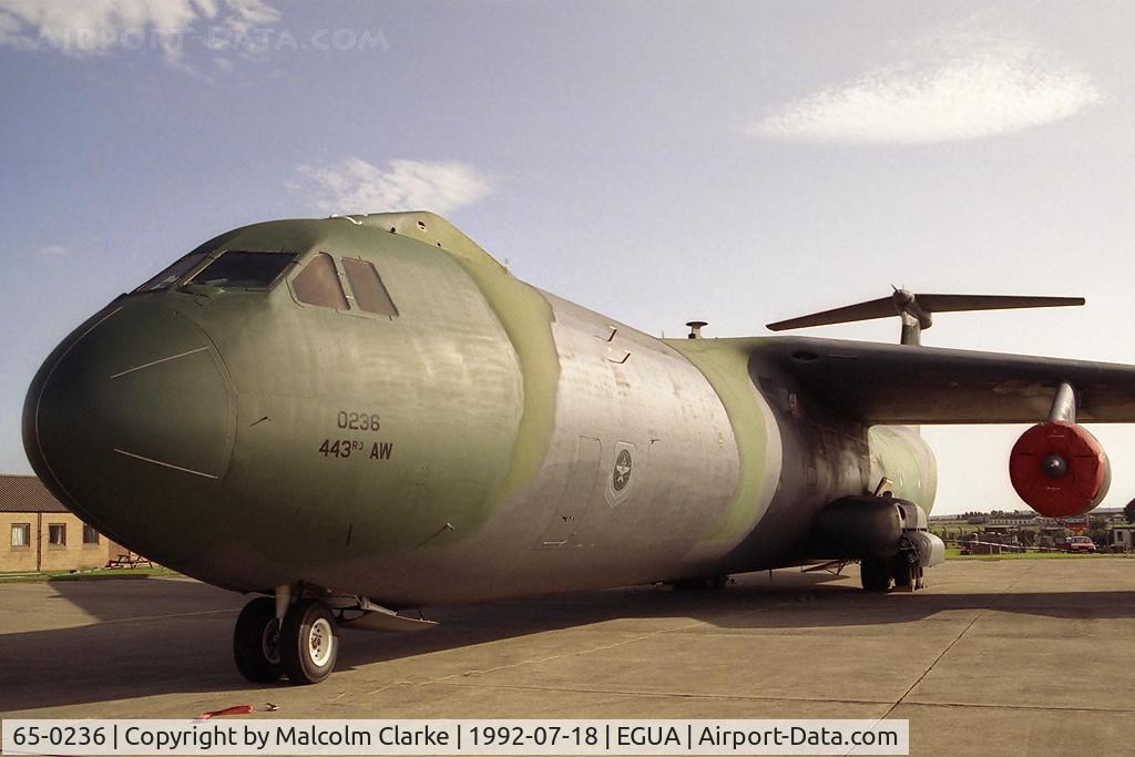 65-0236, 1965 Lockheed C-141B-LM Starlifter C/N 300-0687, Lockheed C-141B Starlifter at the USAF Open Day, RAF Upper Heyford in 1992.