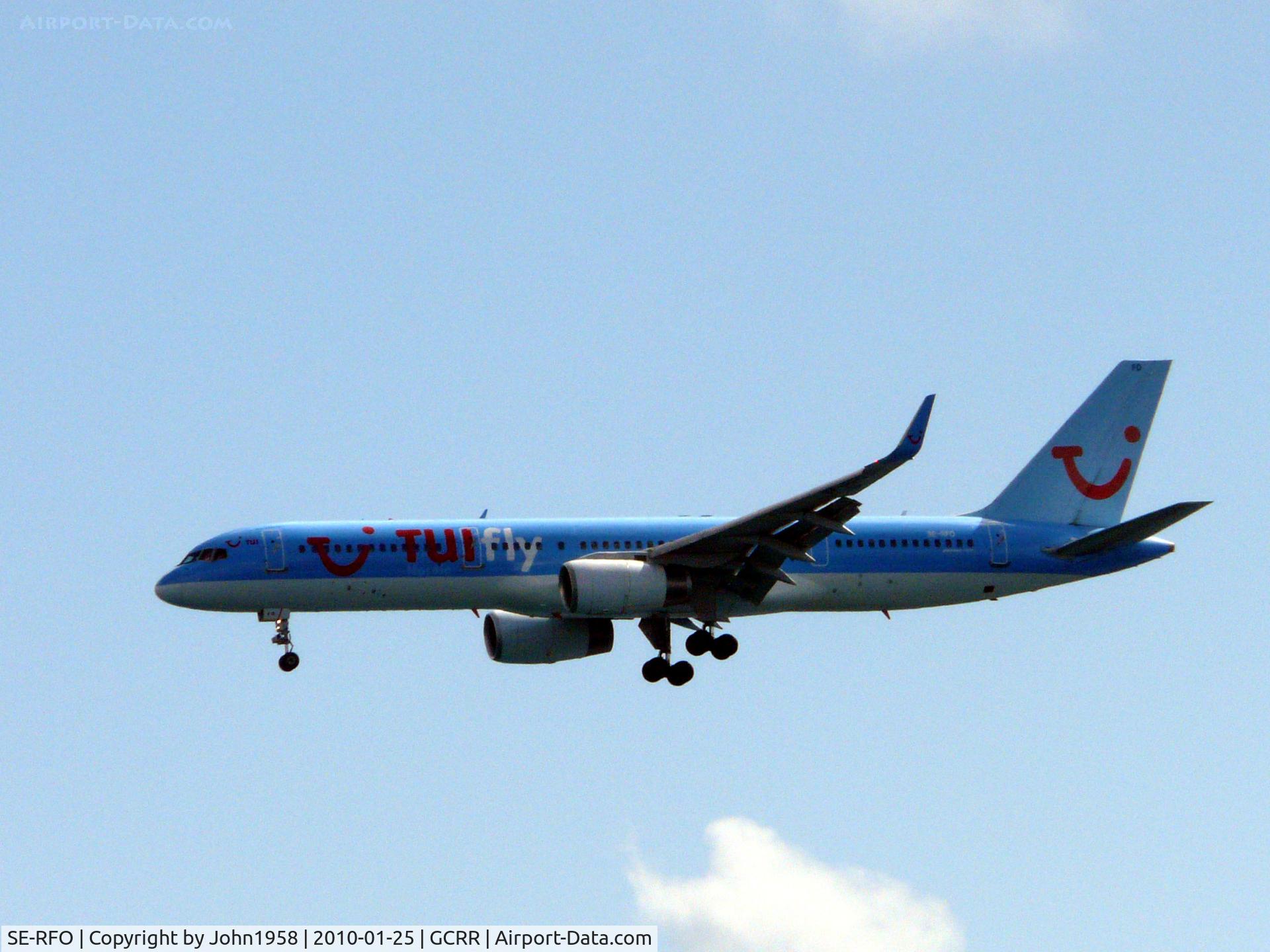 SE-RFO, 1993 Boeing 757-204 C/N 25623, About to land