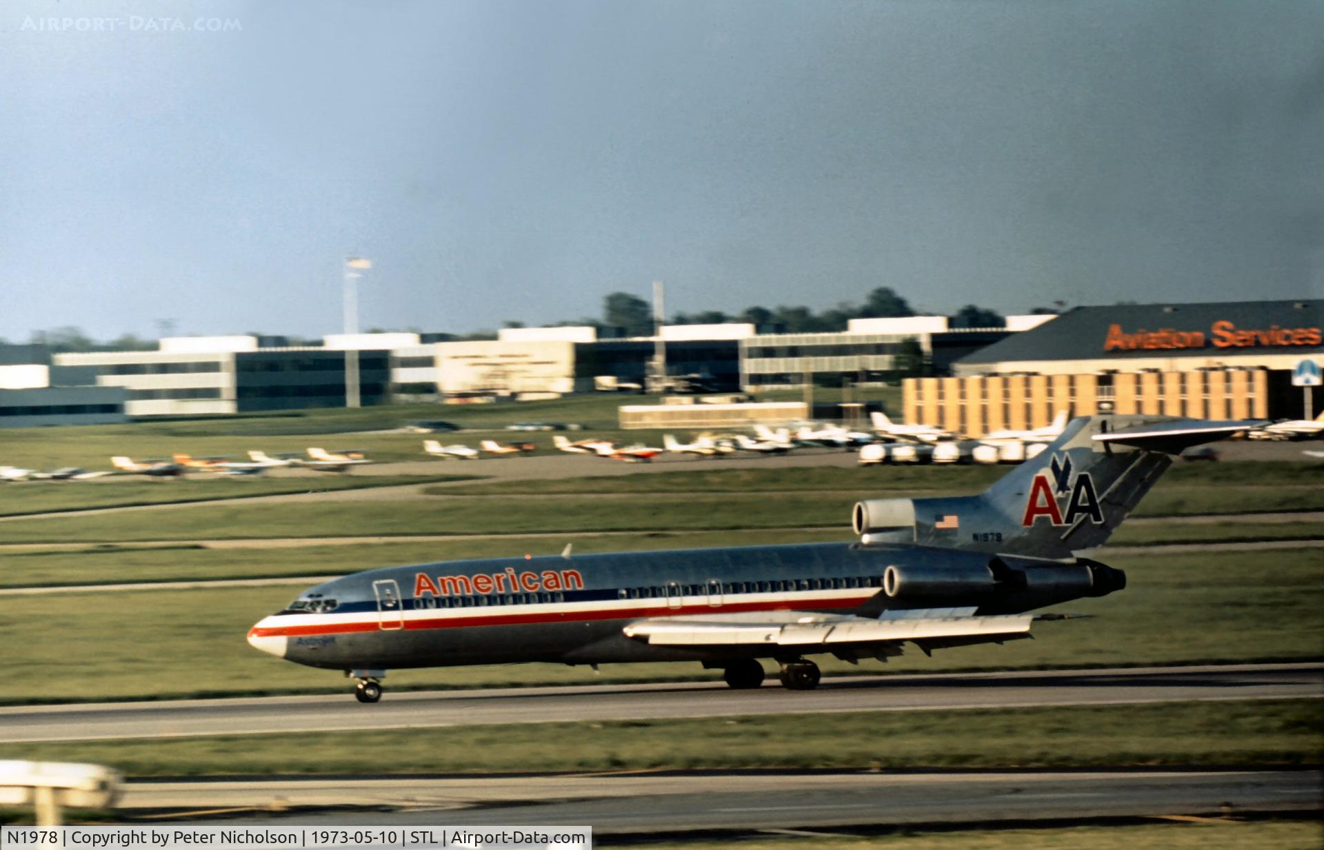 N1978, 1964 Boeing 727-23 C/N 18434, Boeing 727-23 of American Airlines at St. Louis in May 1973.
