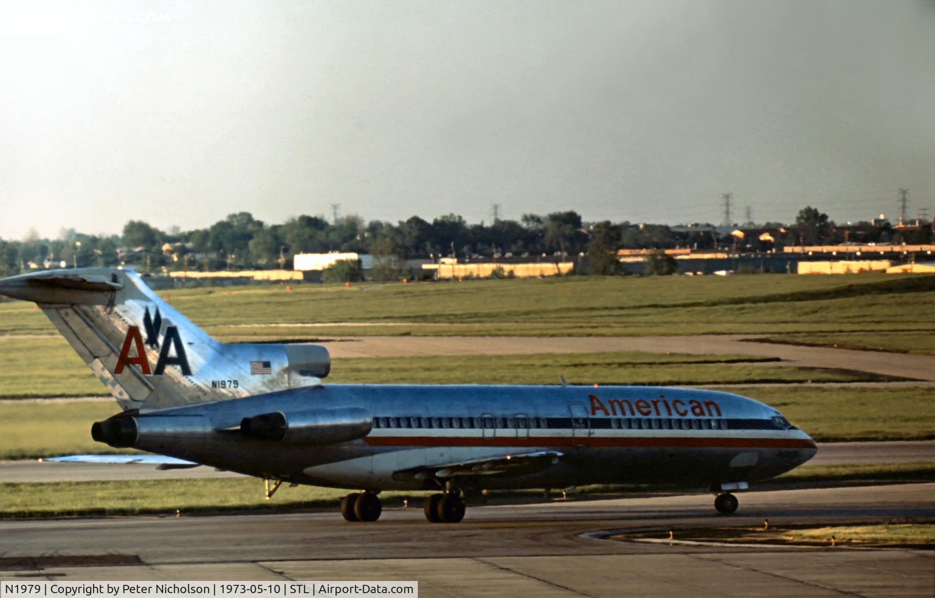N1979, 1964 Boeing 727-23 C/N 18435, Boeing 727-23 of American Airlines at St. Louis in May 1973.
