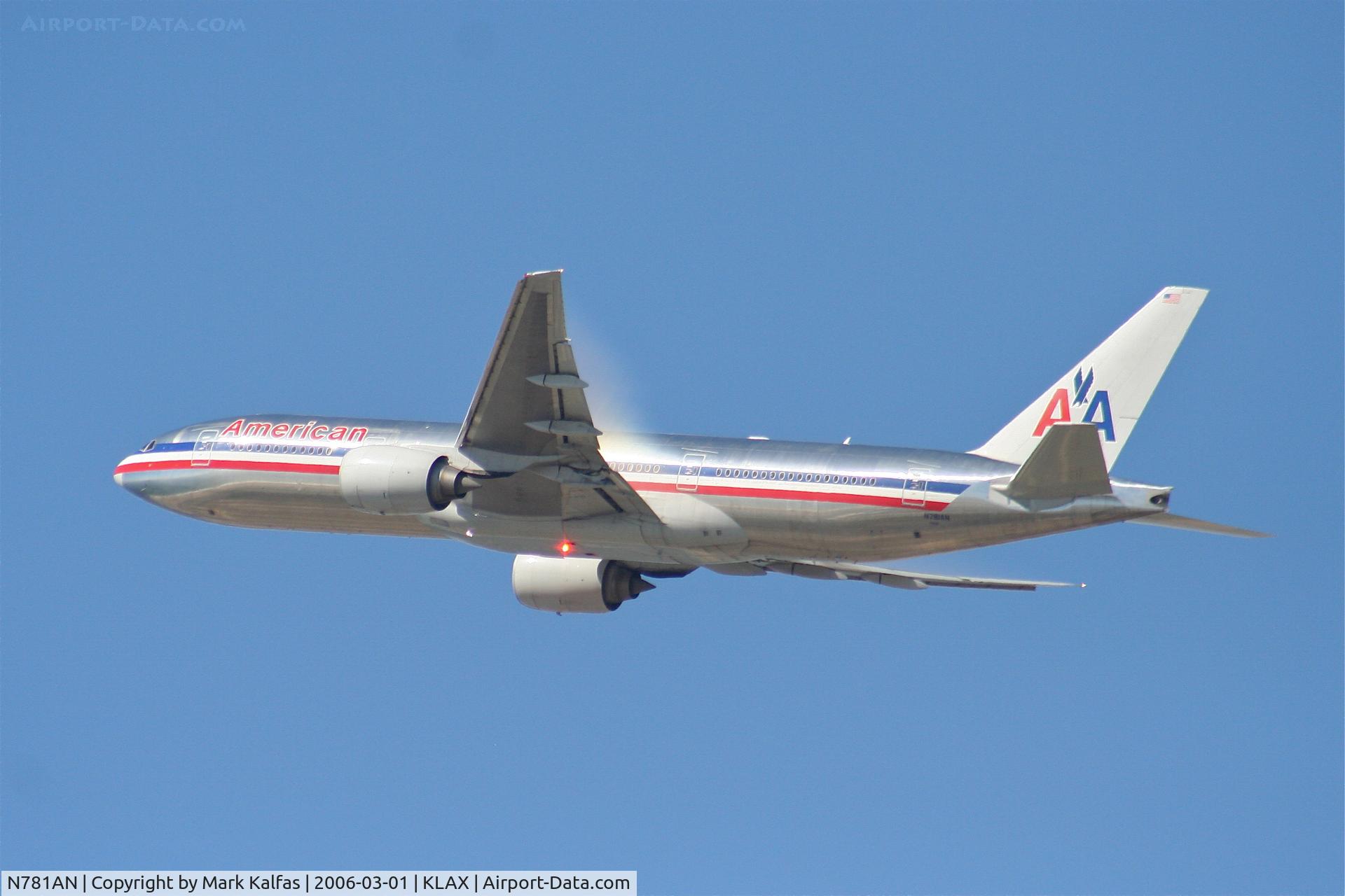 N781AN, 2000 Boeing 777-223 C/N 29586, American Airlines Boeing 777-223, 25R departure KLAX.