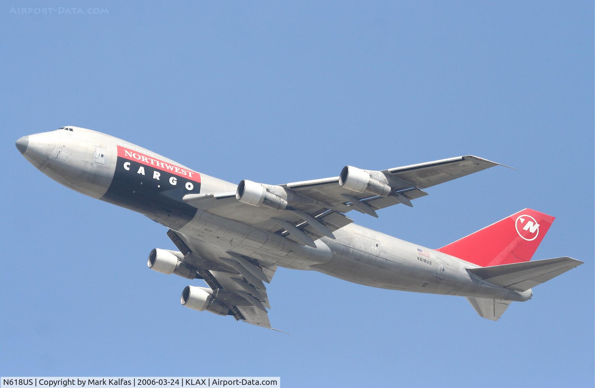 N618US, 1975 Boeing 747-251F C/N 21122, Northwest Airlines Boeing 747-251B , 25L departure KLAX.