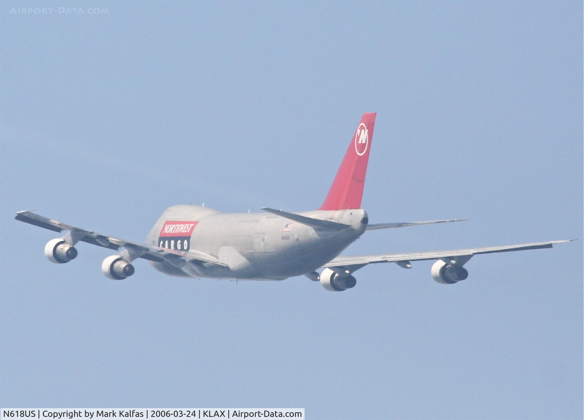 N618US, 1975 Boeing 747-251F C/N 21122, Northwest Airlines Boeing 747-251B , 25L departure KLAX.