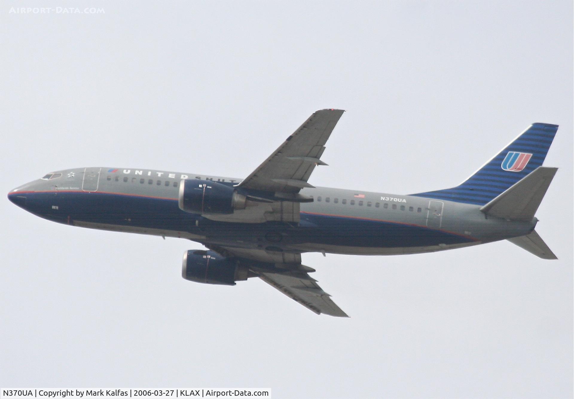 N370UA, 1989 Boeing 737-322 C/N 24539, United Airlines Boeing 737-322, 25R departure KLAX.