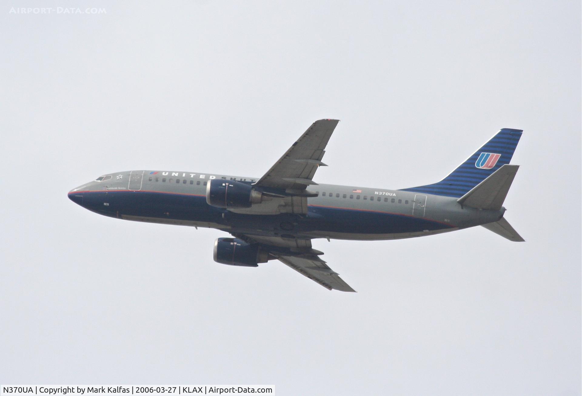 N370UA, 1989 Boeing 737-322 C/N 24539, United Airlines Boeing 737-322, 25R departure KLAX.