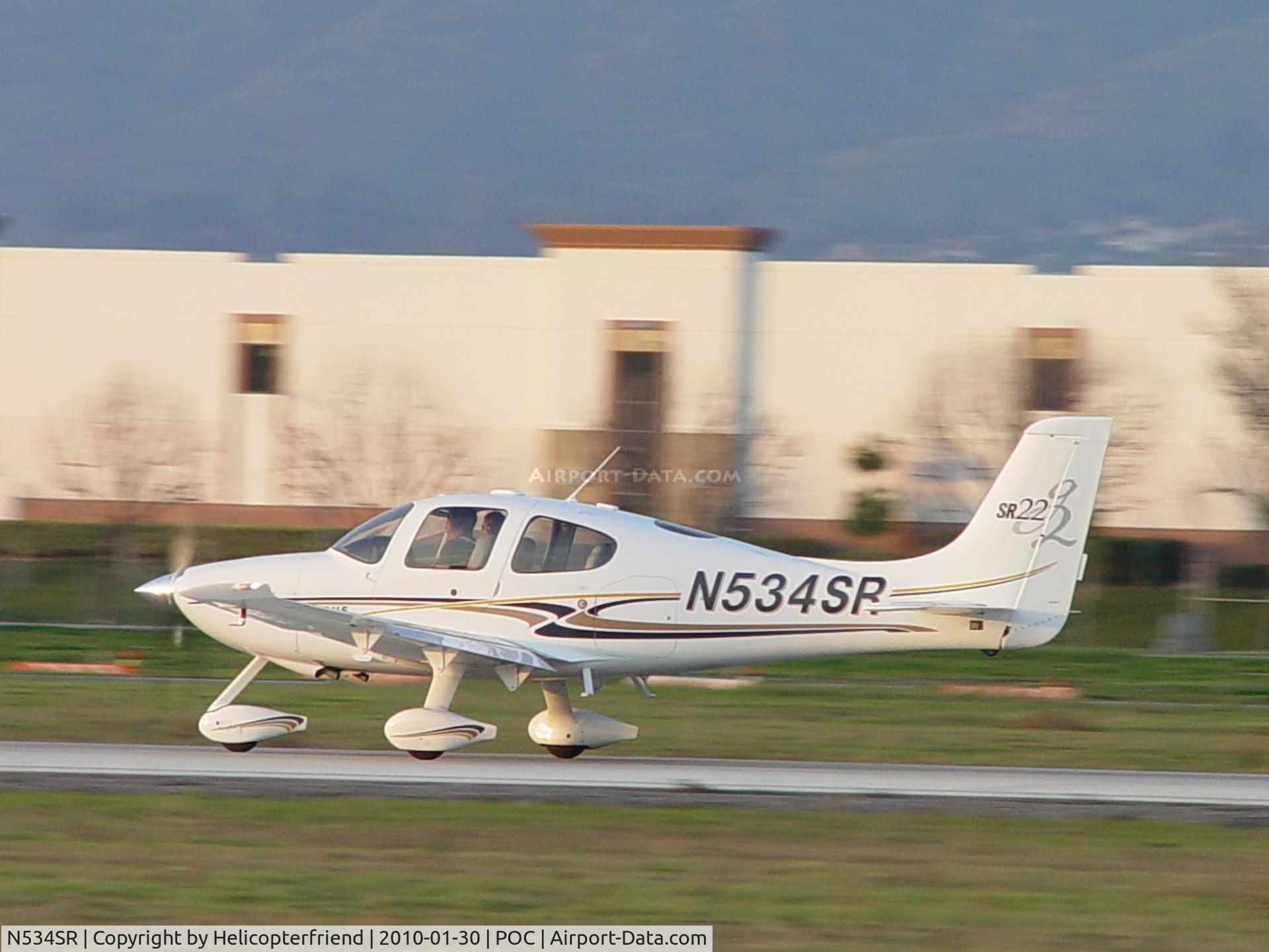 N534SR, 2004 Cirrus SR22 G2 C/N 1079, Touch and go, going part, throttling up