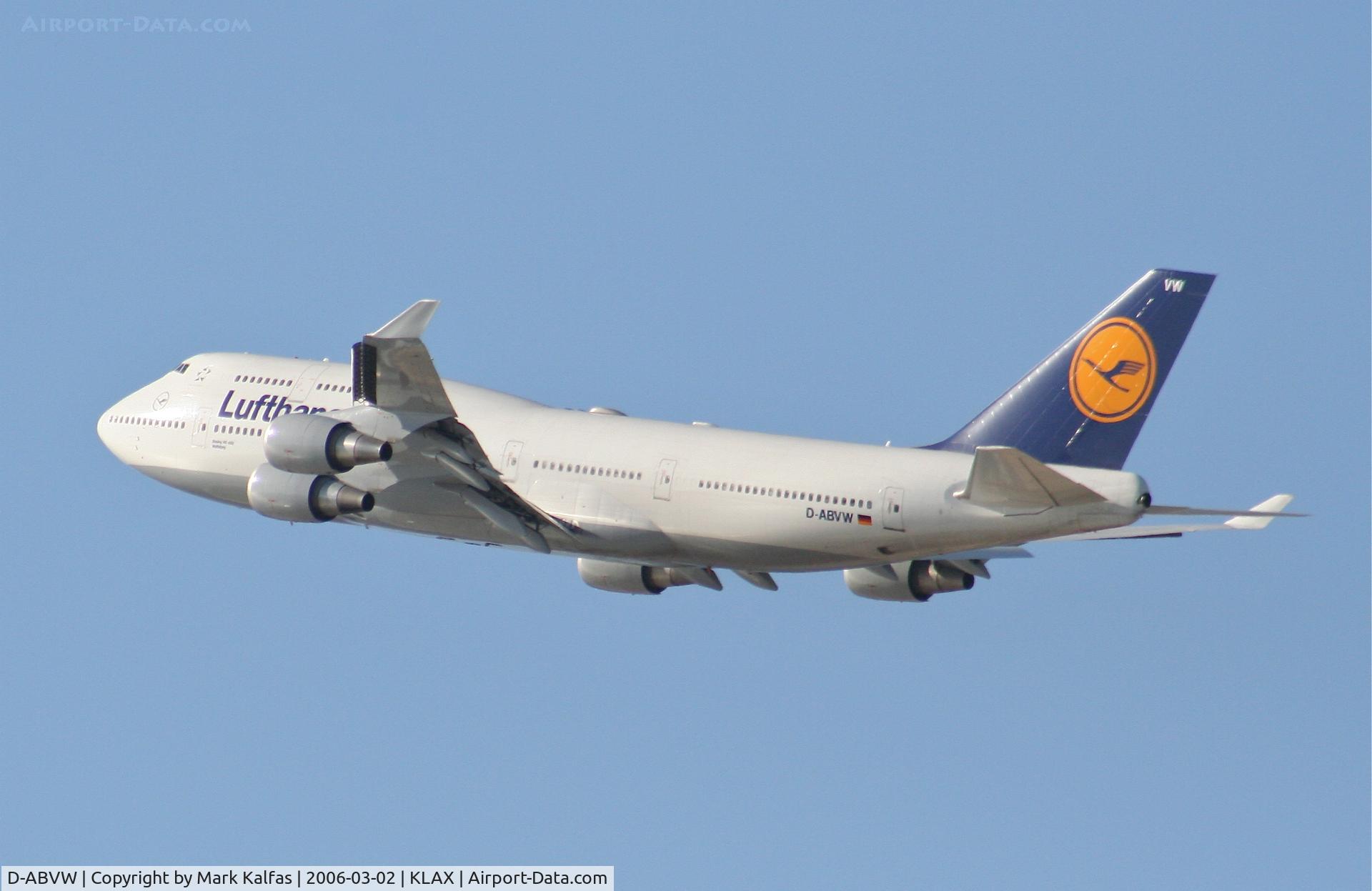 D-ABVW, 1999 Boeing 747-430 C/N 29493, Lufthansa Boeing 747-430, 25R departure KLAX.