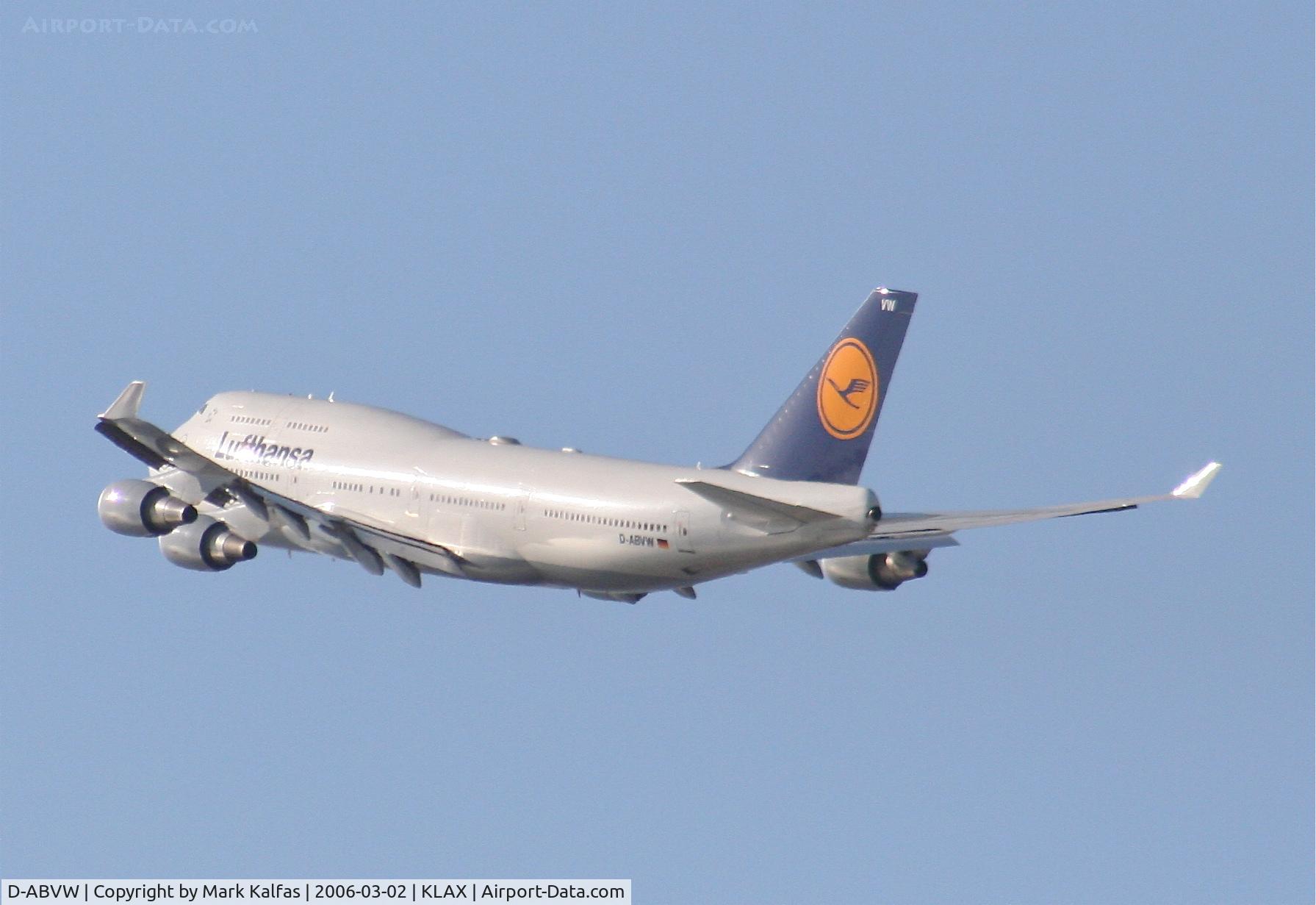 D-ABVW, 1999 Boeing 747-430 C/N 29493, Lufthansa Boeing 747-430, 25R departure KLAX.