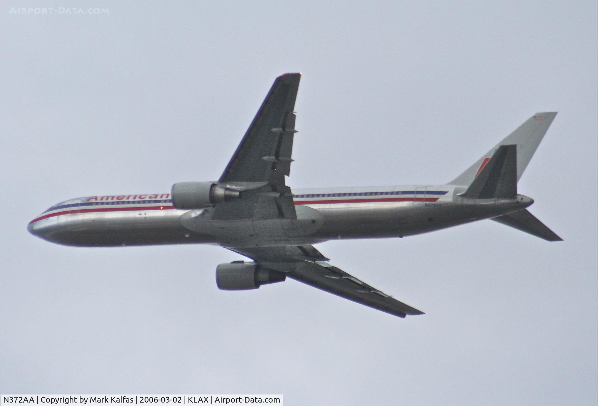 N372AA, 1992 Boeing 767-323 C/N 25199, American Airlines Boeing 767-323, 25R departure KLAX.
