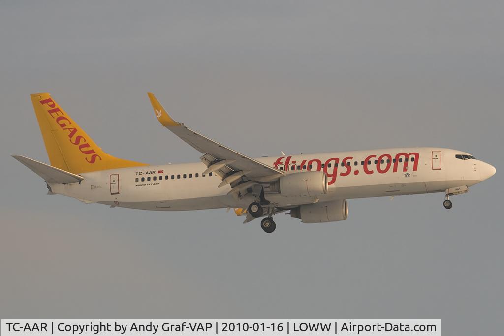 TC-AAR, 2000 Boeing 737-86N C/N 28624, Pegasus 737-800
