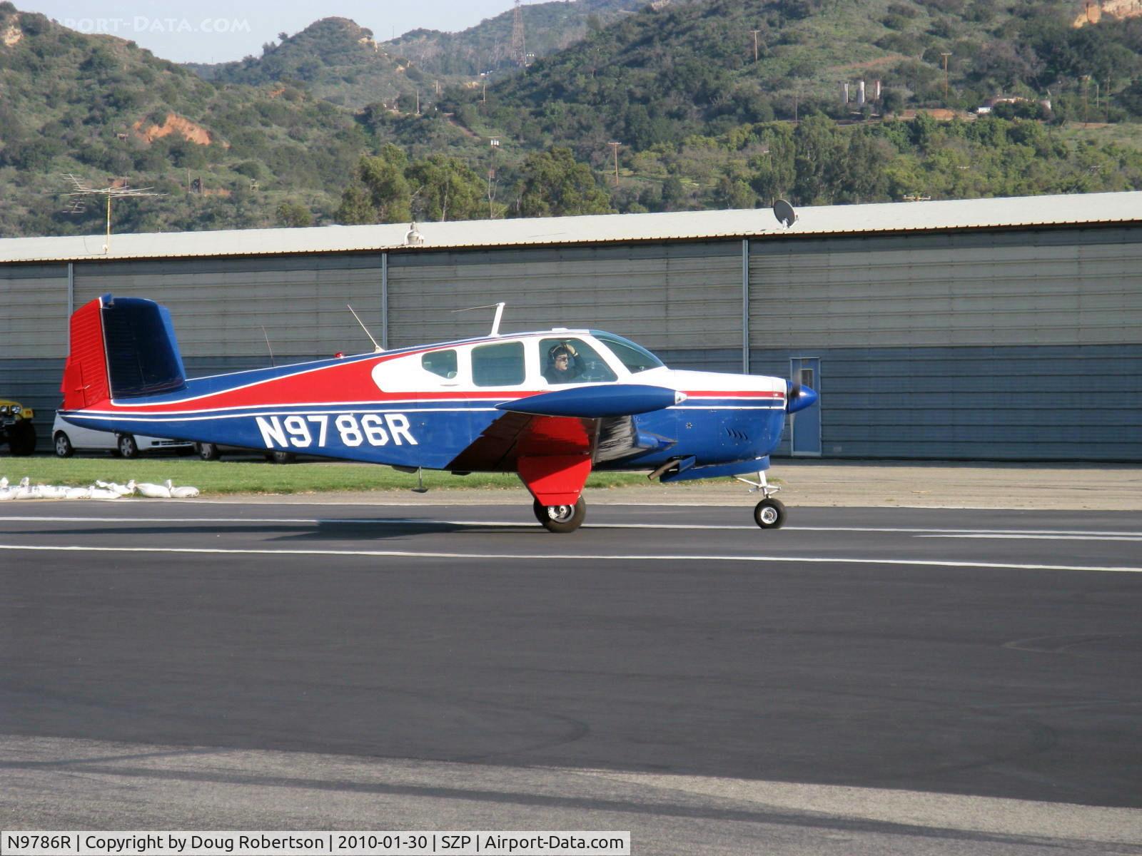 N9786R, 1960 Beech M35 Bonanza C/N D-6299, 1960 Beech M35 BONANZA, Continental IO-470-C 250 Hp, Taking the active