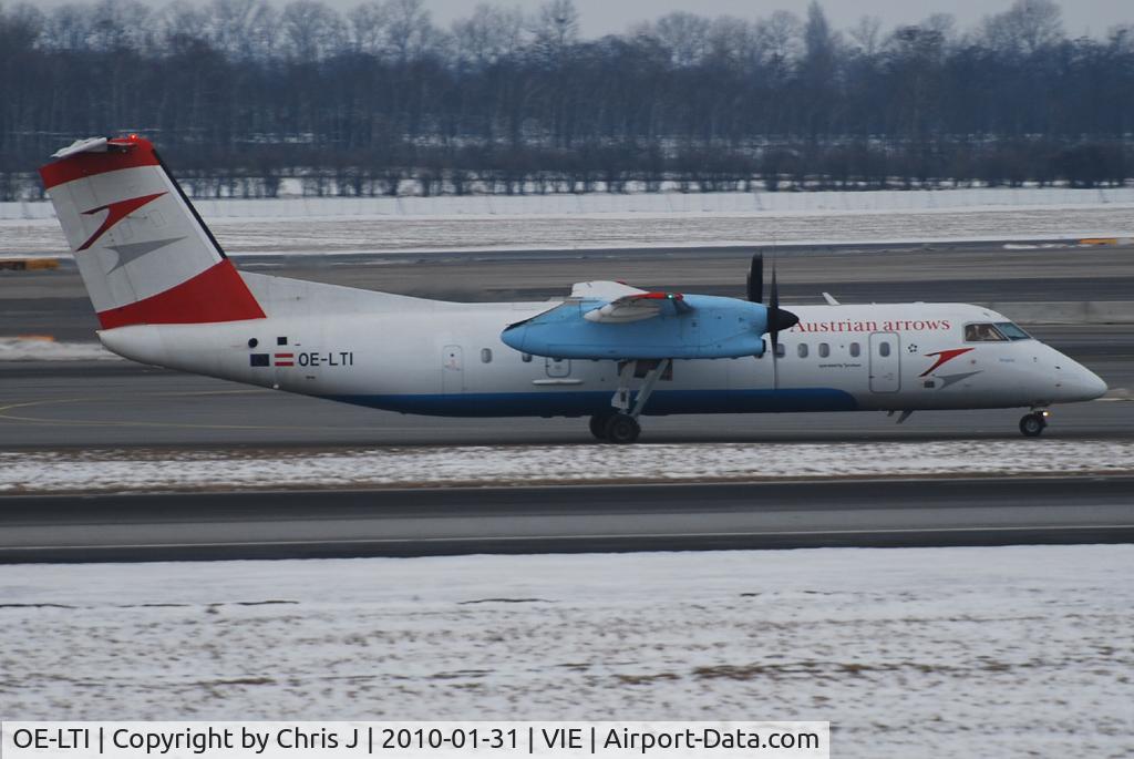 OE-LTI, 1997 De Havilland Canada DHC-8-314Q Dash 8 C/N 466, Austrian arrows DHC8-314
