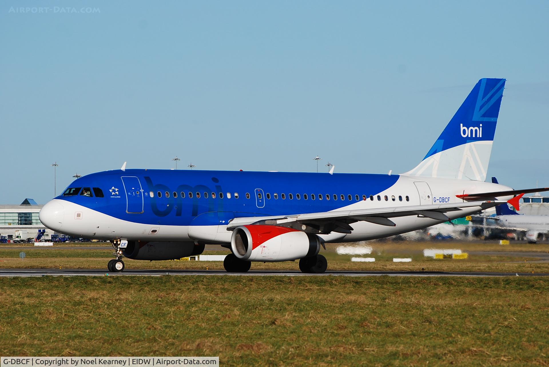 G-DBCF, 2005 Airbus A319-131 C/N 2466, Lining up for departure off Rwy 28