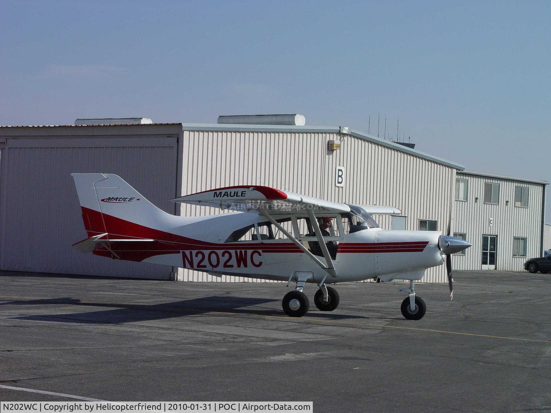 N202WC, 2006 Maule MT-7-235 Super Rocket C/N 18092C, Taxiing to runway 26R