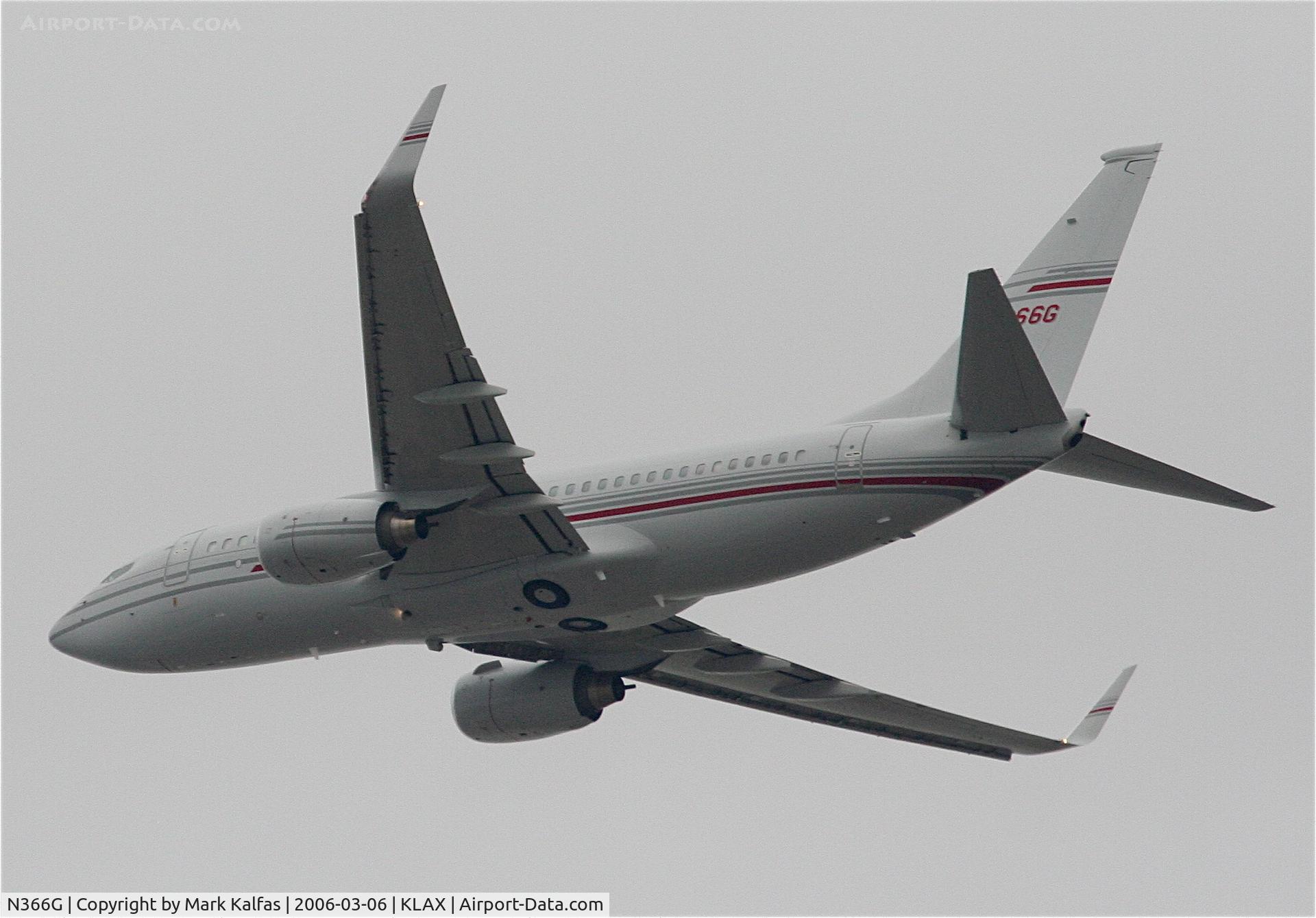 N366G, 1998 Boeing 737-75V BBJ C/N 28581, General Electric Boeing 737-75V BBJ (cn 28581/126), 25L departure KLAX.