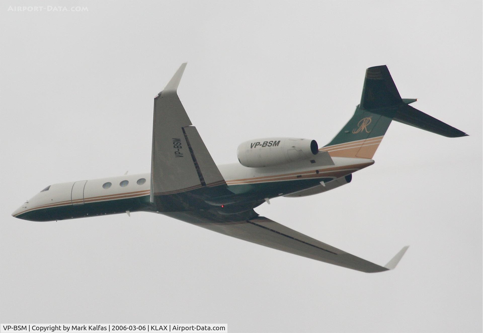 VP-BSM, 1998 Gulfstream G-V C/N 555, Rashid Engineering of Ryadh, Saudi Arabia, Gulfstream G-V, departing 25L KLAX.