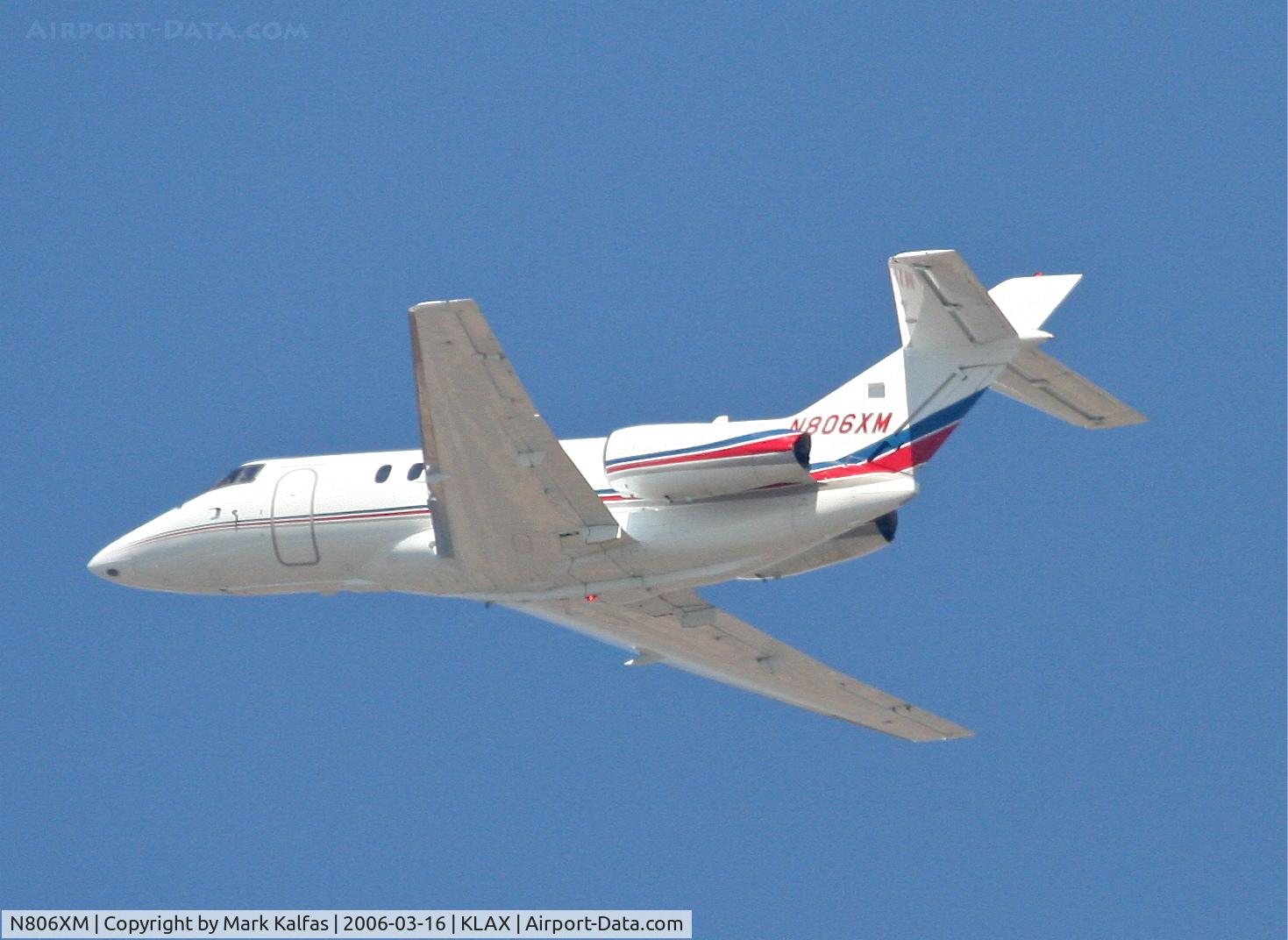 N806XM, 1999 Raytheon Hawker 800XP C/N 258418, Mobil Corp. Hawker 800XP (sn: 258418), 25L departure KLAX.