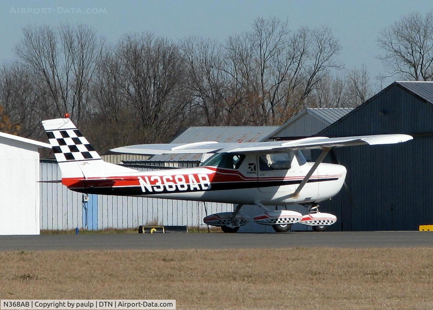 N368AB, 1968 Cessna 150H C/N 15069023, At Downtown Shreveport.