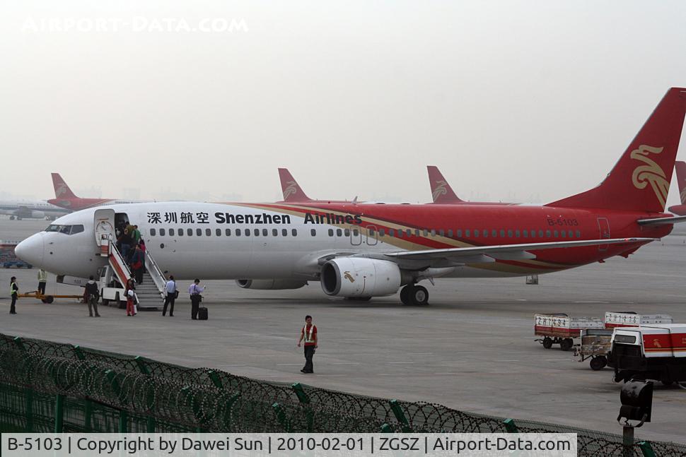 B-5103, 2005 Boeing 737-97L C/N 33645, 737-900