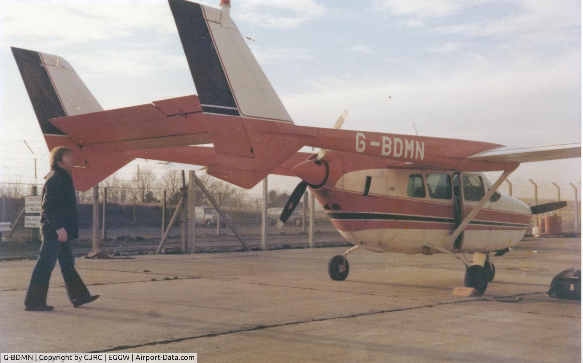 G-BDMN, 1965 Cessna 337 Super Skymaster C/N 337-0118, 