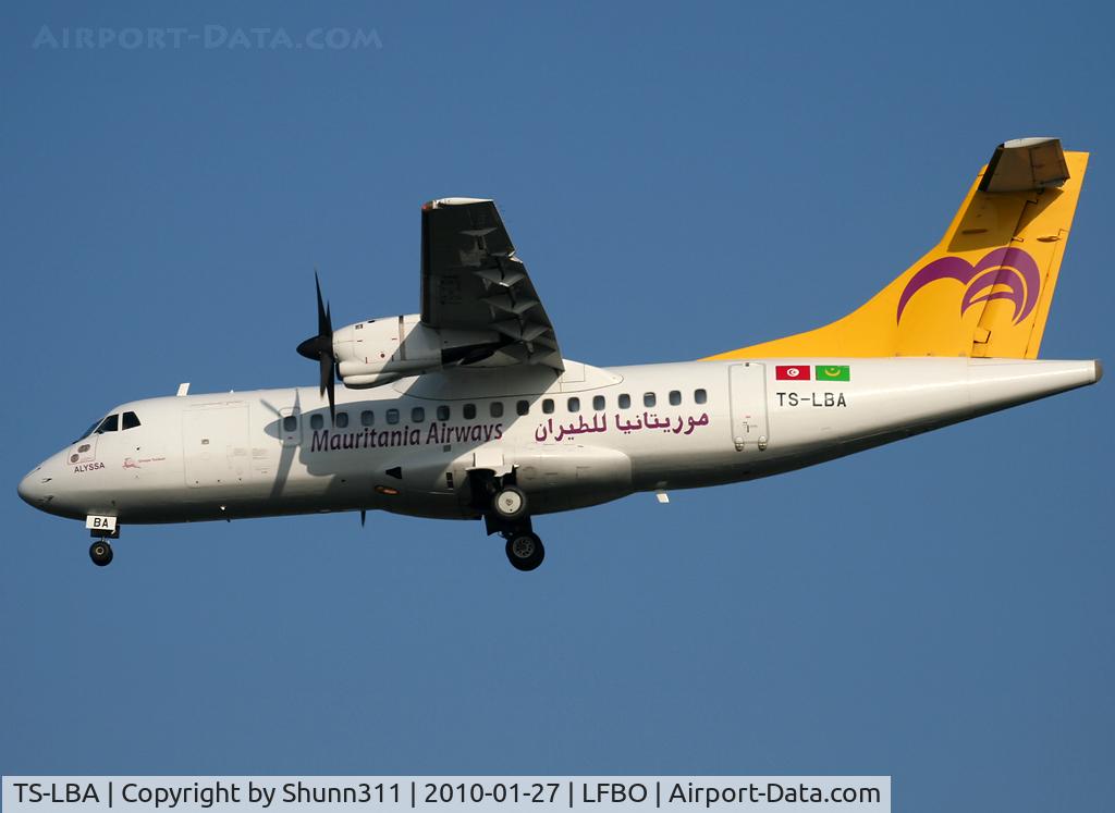 TS-LBA, 1992 ATR 42-300 C/N 245, Landing rwy 32L