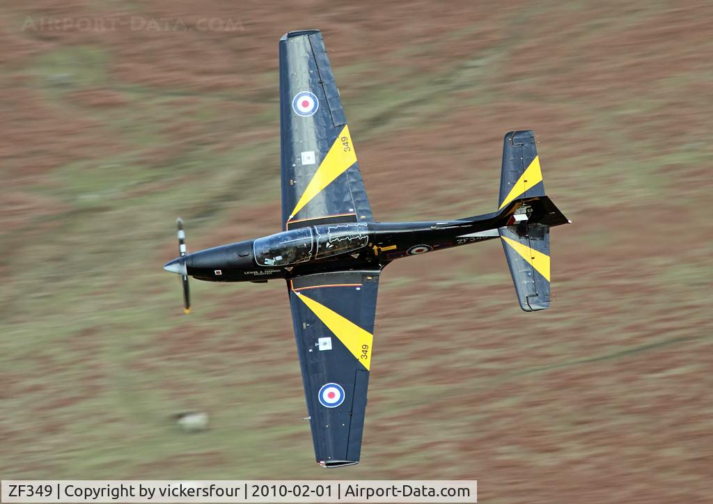 ZF349, Short S-312 Tucano T1 C/N S113/T84, Royal Air Force. Operated by 72 (R) Squadron, named 'Lewis and Harris Fighter'. M6 Pass, Cumbria.
