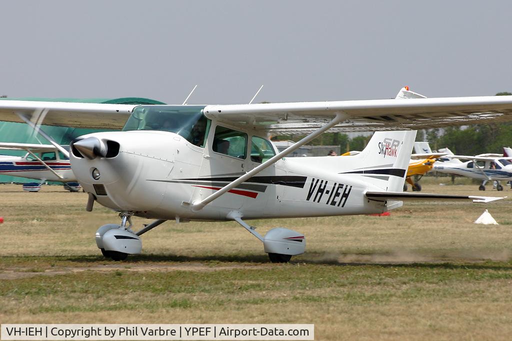 VH-IEH, Cessna 172M C/N 17262451, Departure for home
