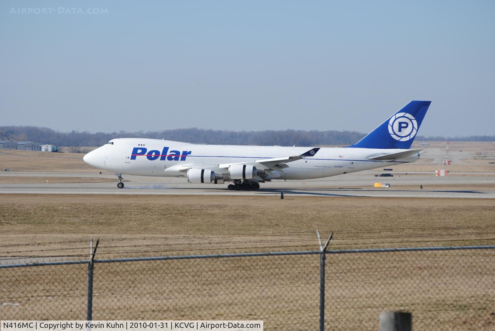N416MC, 2002 Boeing 747-47UF C/N 32838/1307, PAC946 nosewheel touchdown
