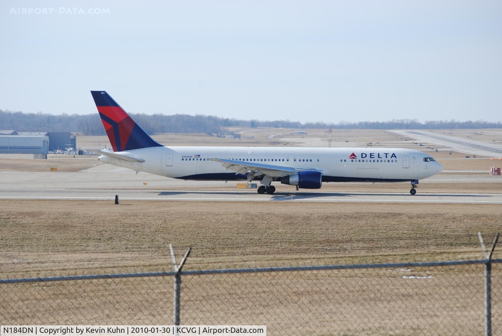 N184DN, 1993 Boeing 767-332 C/N 27111, DAL43 is about as big as it gets at CVG on weekdays