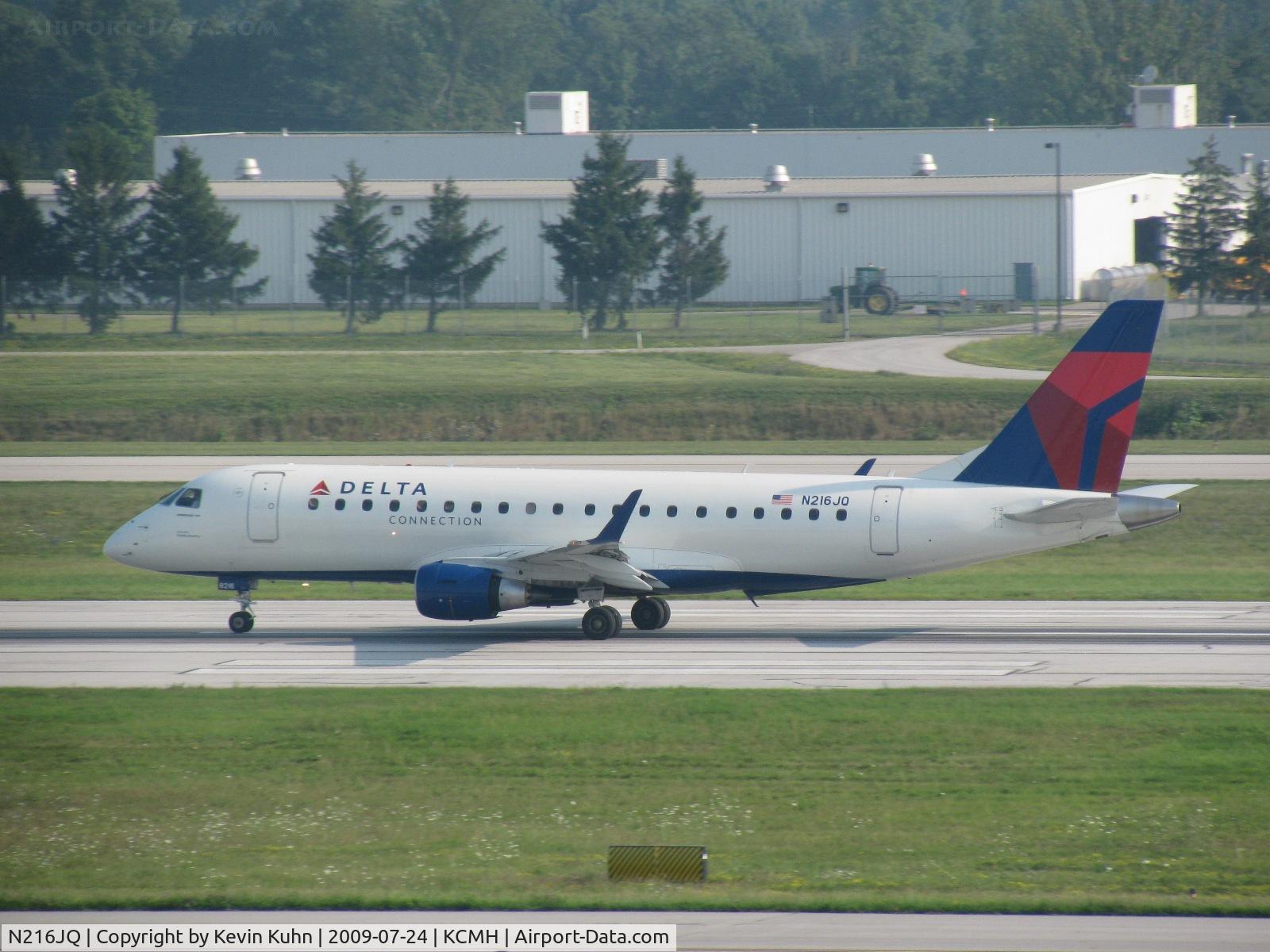 N216JQ, 2009 Embraer 175LR (ERJ-170-200LR) C/N 17000273, Rolling out