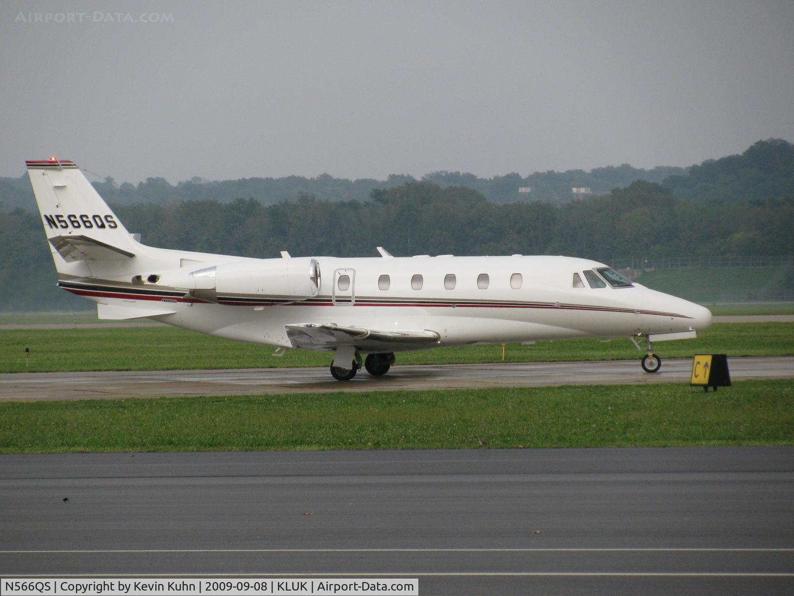 N566QS, Cessna 560XL C/N 560-5825, Wet Excel