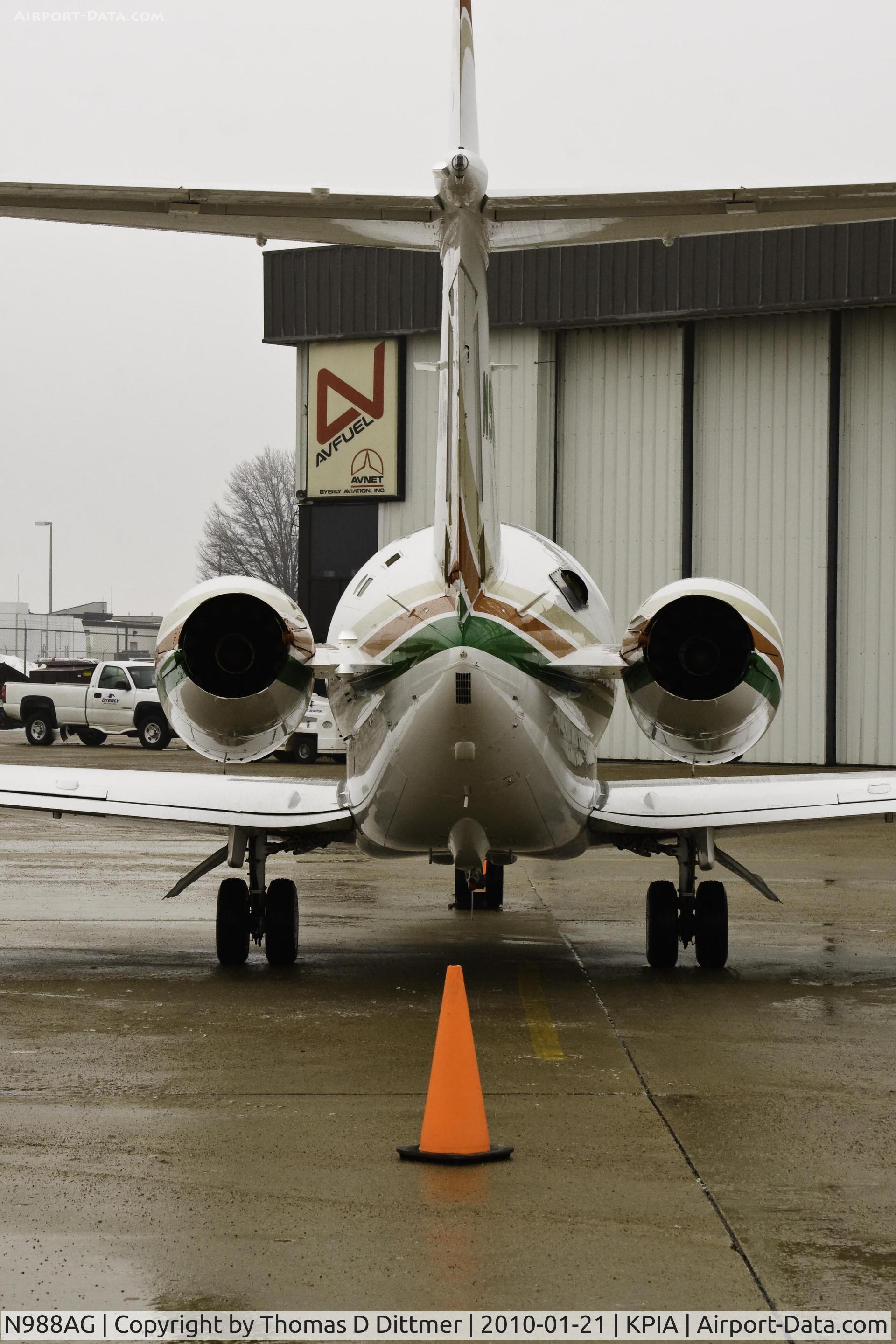 N988AG, Hawker Beechcraft Hawker 900XP C/N HA-0088, N988AG rear view
