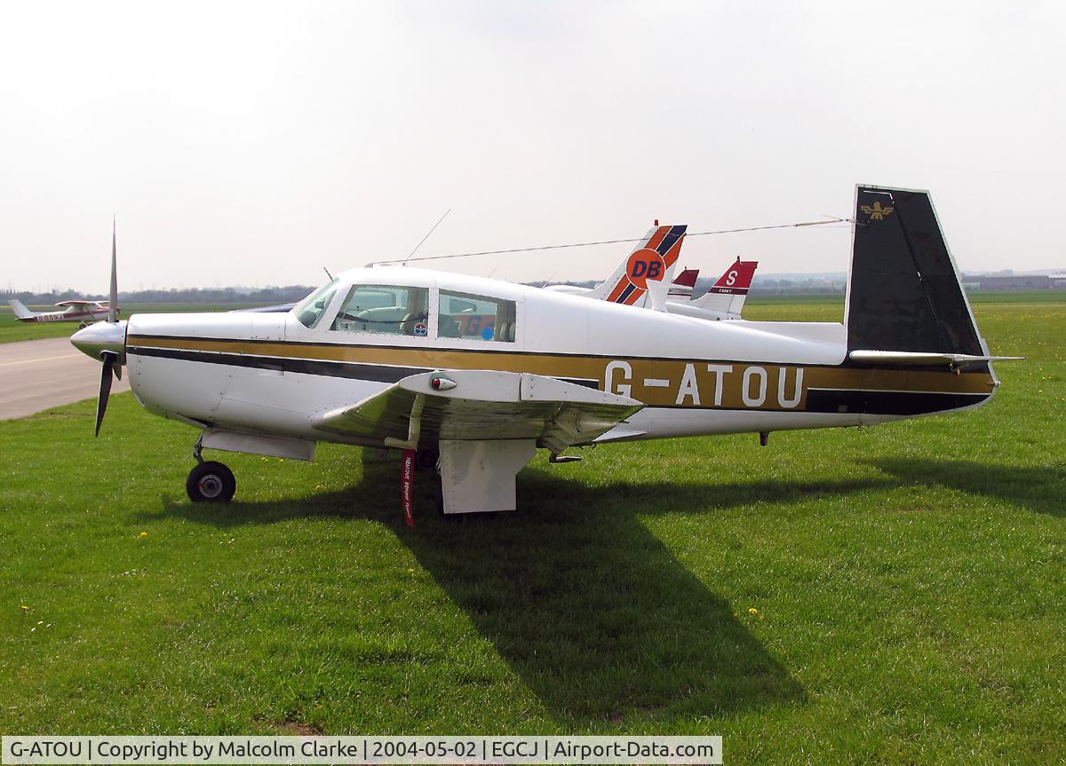 G-ATOU, 1966 Mooney M20E Super 21 C/N 961, Mooney M-20E Super 21 at Sherburn-in-Elmet in 2004.