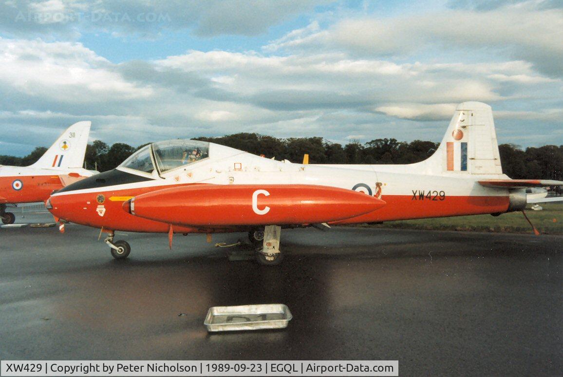 XW429, 1972 BAC 84 Jet Provost T.5B C/N EEP/JP/1051, Jet Provost T.5B of 6 Flying Training School at RAF Finningley on display at the 1989 RAF Leuchars Airshow.