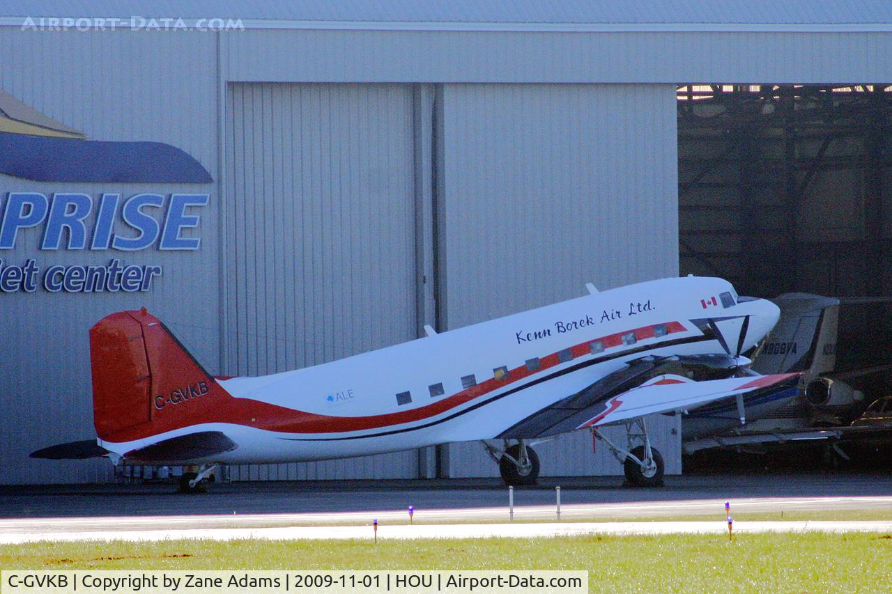 C-GVKB, 1944 Douglas DC3C C/N 12300, Basler Turbo BT-67 (DC-3 turbo prop converstion) at Houston Hobby airport