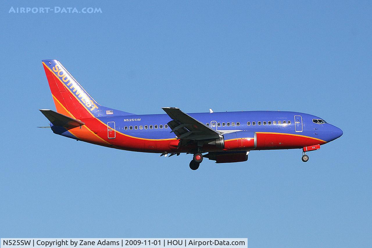 N525SW, 1992 Boeing 737-5H4 C/N 26567, Southwest Airlines landing at Houston Hobby Airport