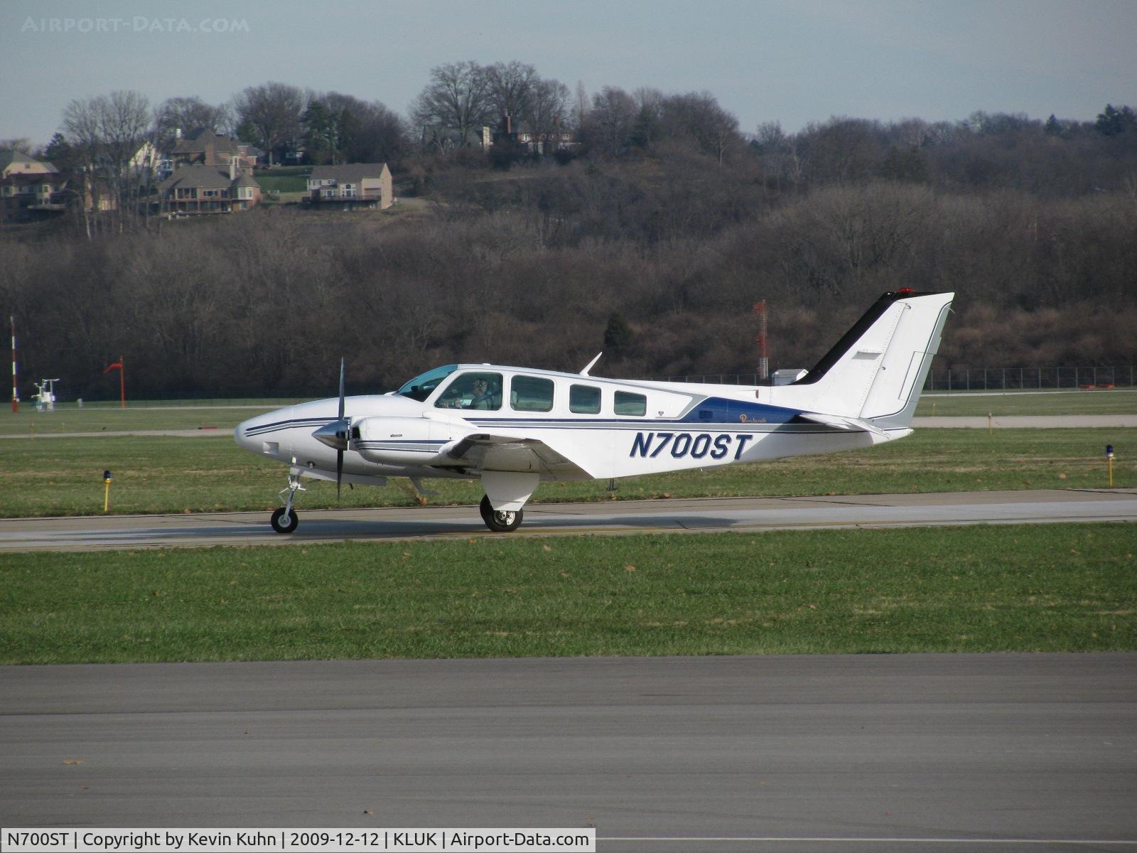N700ST, 1980 Beech 58 Baron C/N TH-1091, Sierra Tango