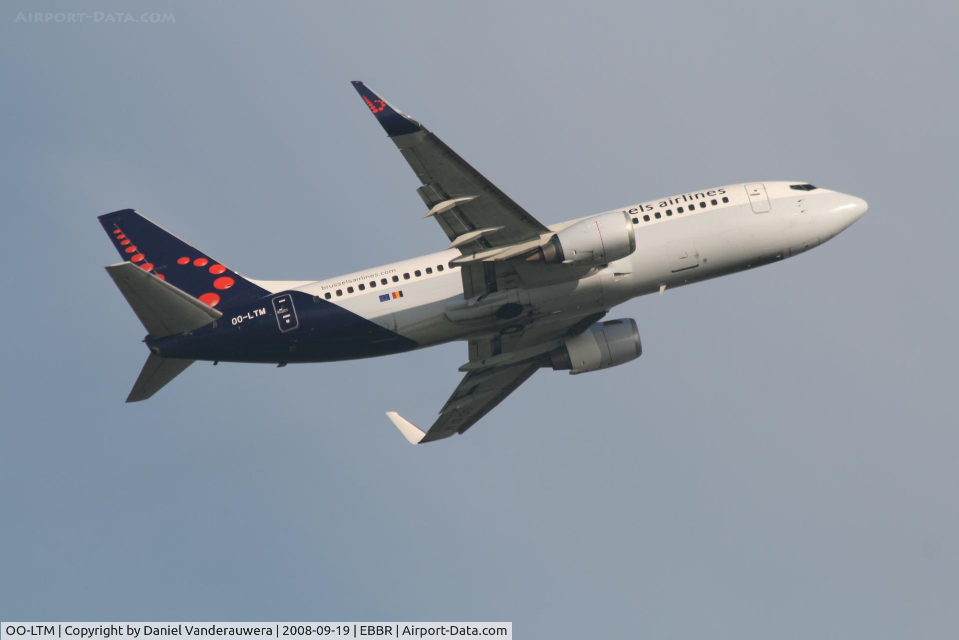 OO-LTM, 1991 Boeing 737-3M8 C/N 25070, Taking off from RWY 07R