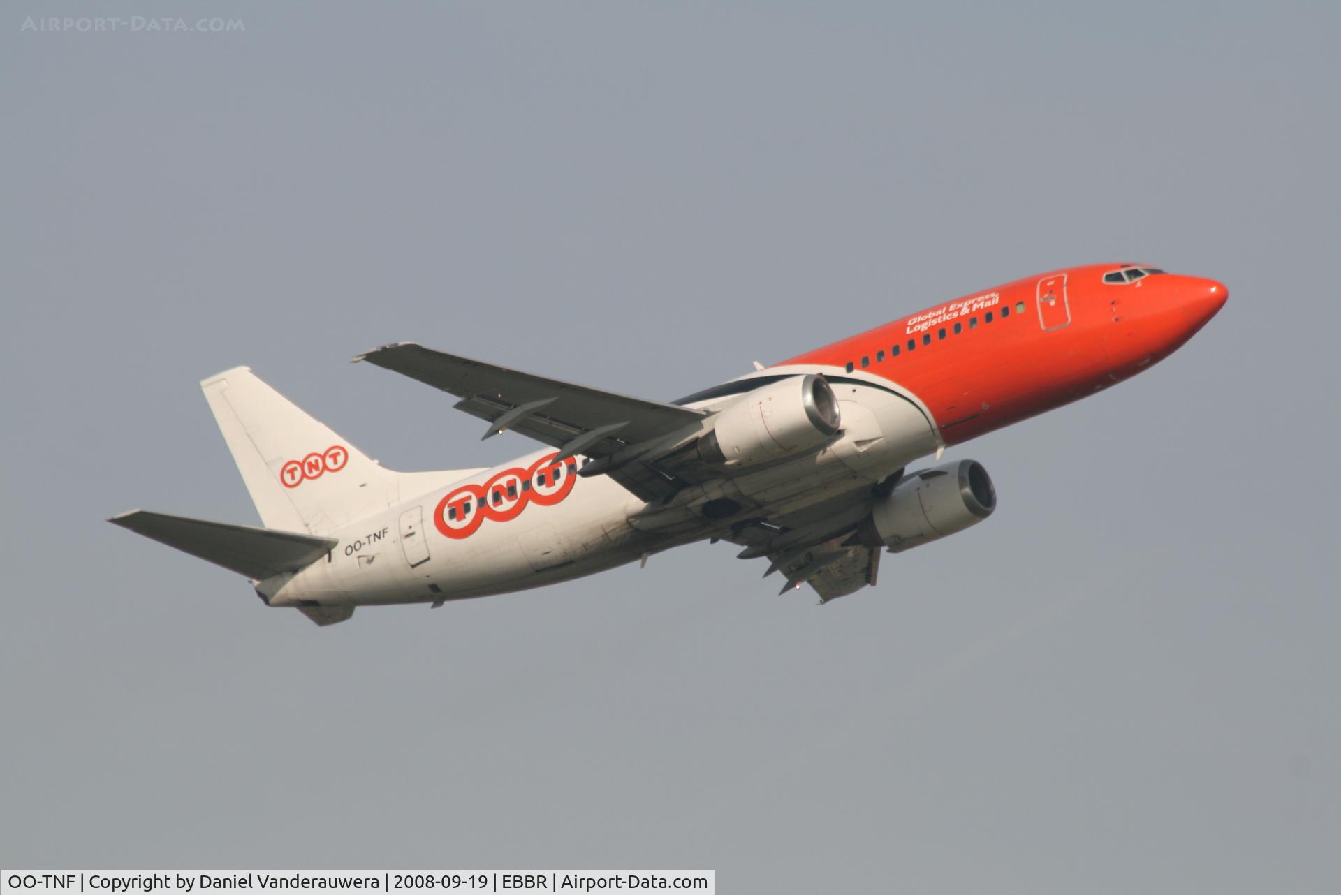 OO-TNF, 1988 Boeing 737-3Q8(QC) C/N 24131, Taking off from RWY 07R