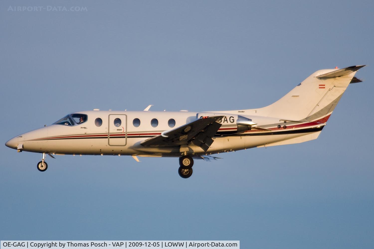 OE-GAG, 2005 Raytheon Beechjet 400A C/N RK-448, untitled