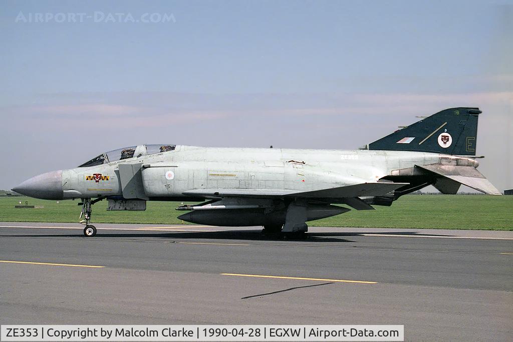 ZE353, McDonnell Douglas F-4J(UK) Phantom II C/N 1888/0036, McDonnell Phantom F3 at RAF Waddington in 1990.
