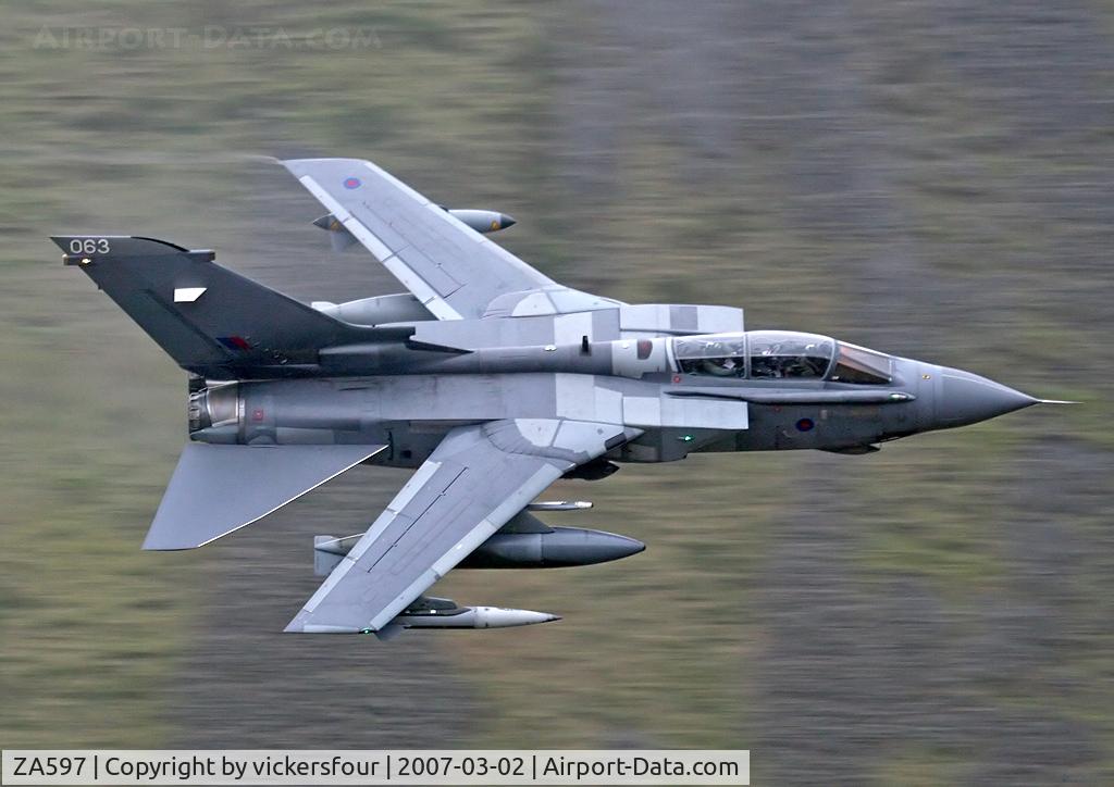 ZA597, 1982 Panavia Tornado GR.4 C/N 116/BS038/3061, Royal Air Force. Operated by the Marham Wing, coded '063'. Dunmail Raise, Cumbria.