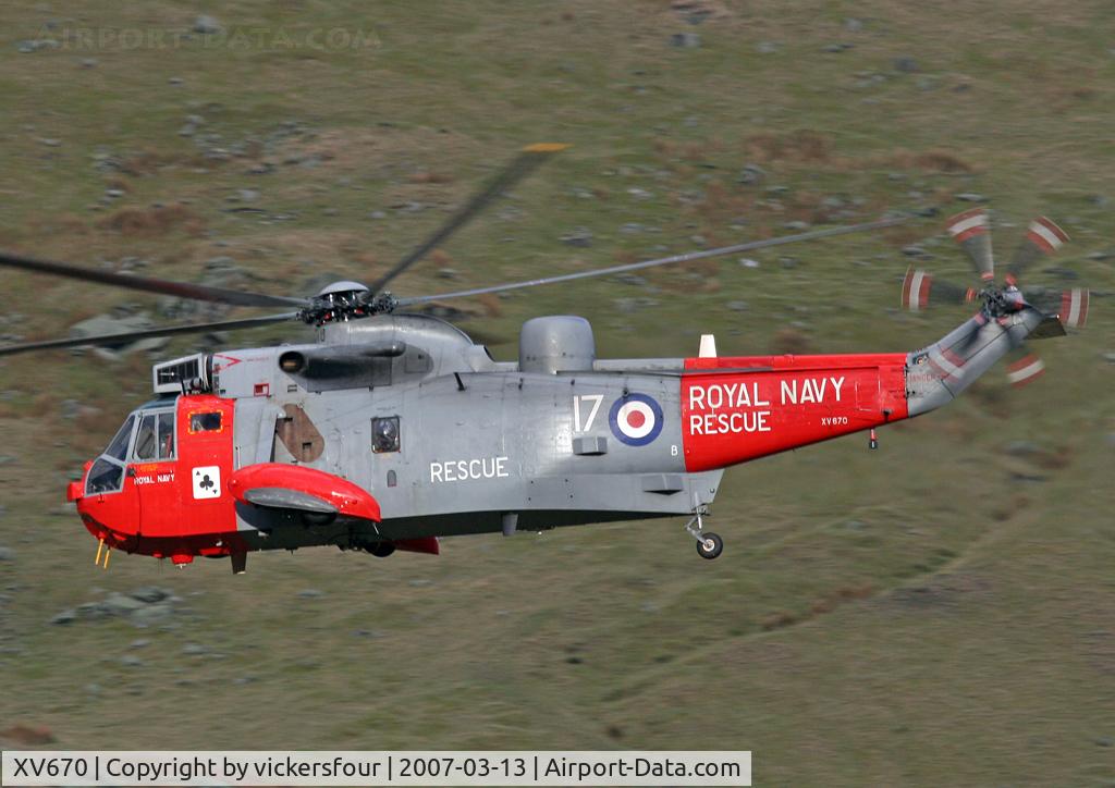 XV670, 1970 Westland Sea King HU.5 C/N WA658, Royal Navy Sea King HU5 (c/n WA.658). Operated by 771 Squadron, coded '17'. Dunmail Raise, Cumbria.