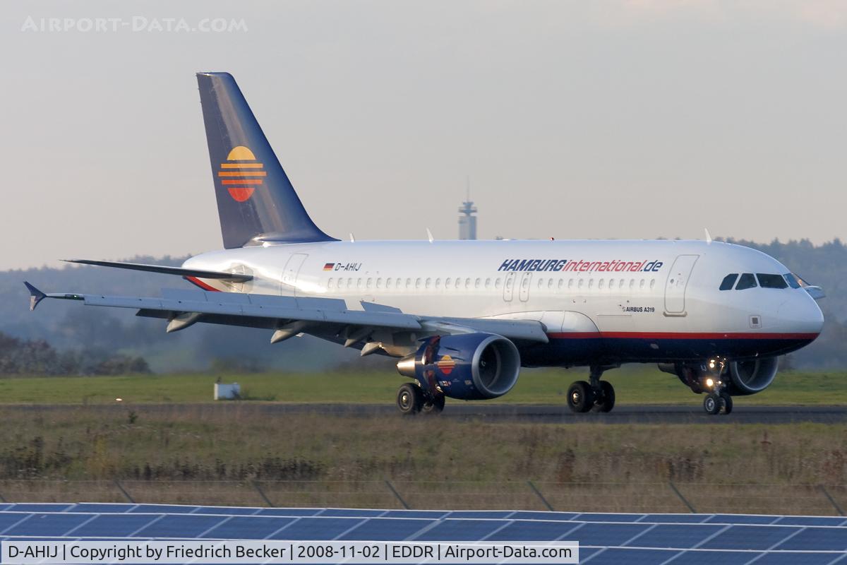 D-AHIJ, 2008 Airbus A319-111 C/N 3533, decelerating after touchdown