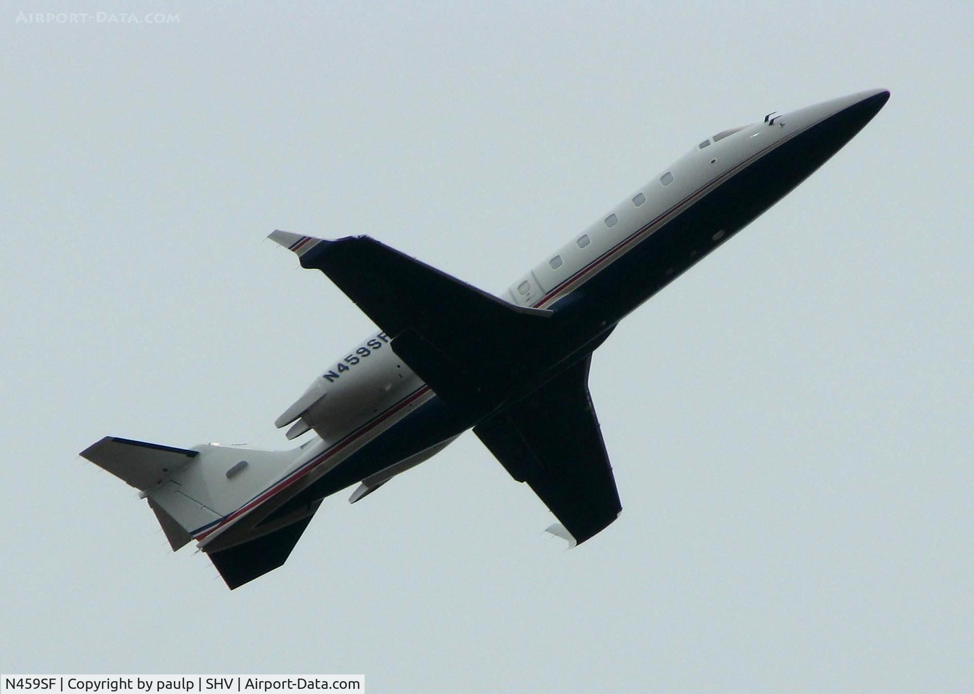 N459SF, 1994 Learjet Inc 60 C/N 049, Off of runway 05 at Shreveport Regional.