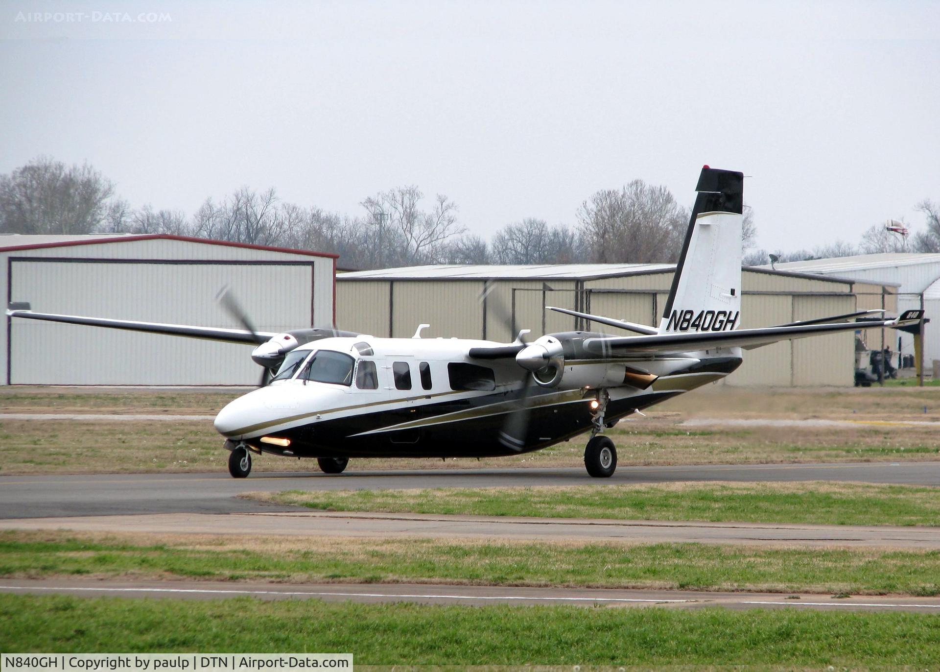 N840GH, 1979 Rockwell International 690C C/N 11615, At Downtown Shreveport.