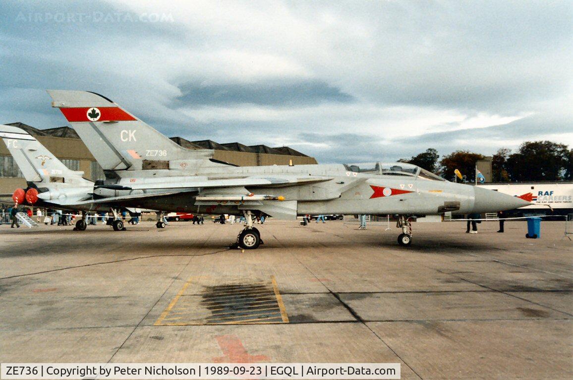ZE736, 1988 Panavia Tornado F.3 C/N 69/AS051/3300, Tornado F.3 of 5 Squadron on display at the 1989 RAF Leuchars Airshow.