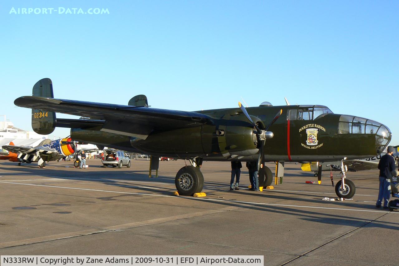 N333RW, 1944 North American B-25N Mitchell C/N 108-47488, At the 2009 Wings Over Houston Airshow