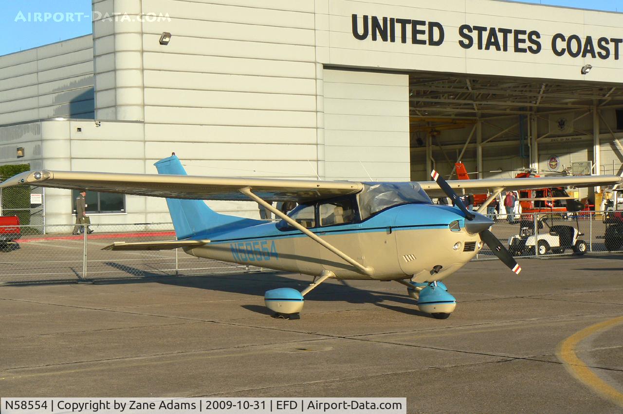 N58554, 1973 Cessna 182P Skylane C/N 18262137, At the 2009 Wings Over Houston Airshow